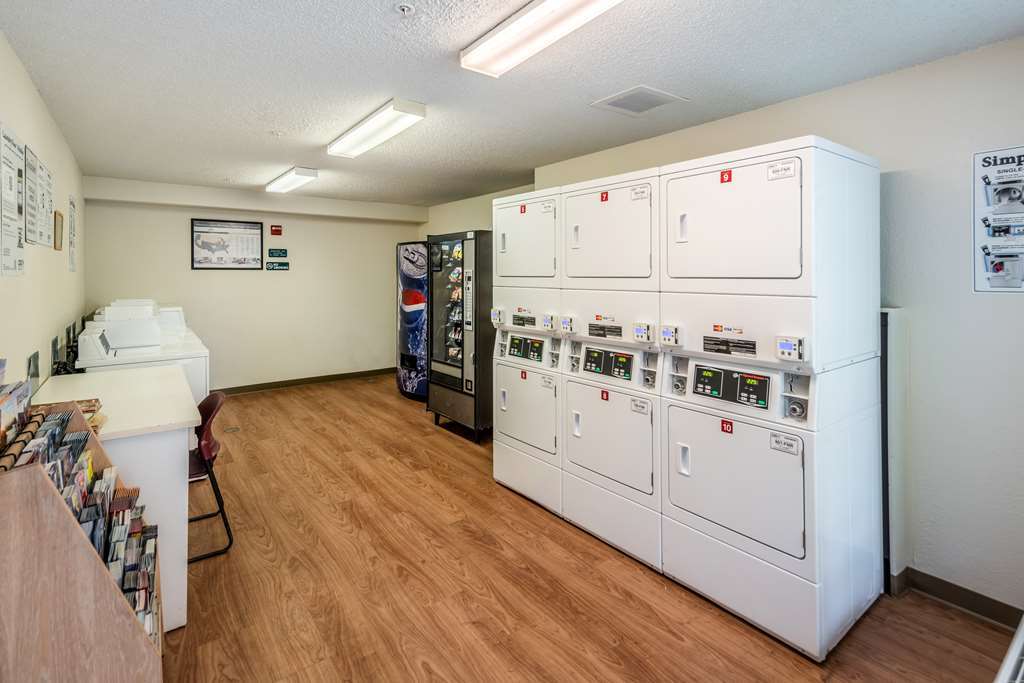 Hometowne Studios By Red Roof Spokane - Valley Spokane Valley Facilidades foto